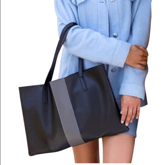 Vince Camuto Handbags - Vince Camuto NWOT tote